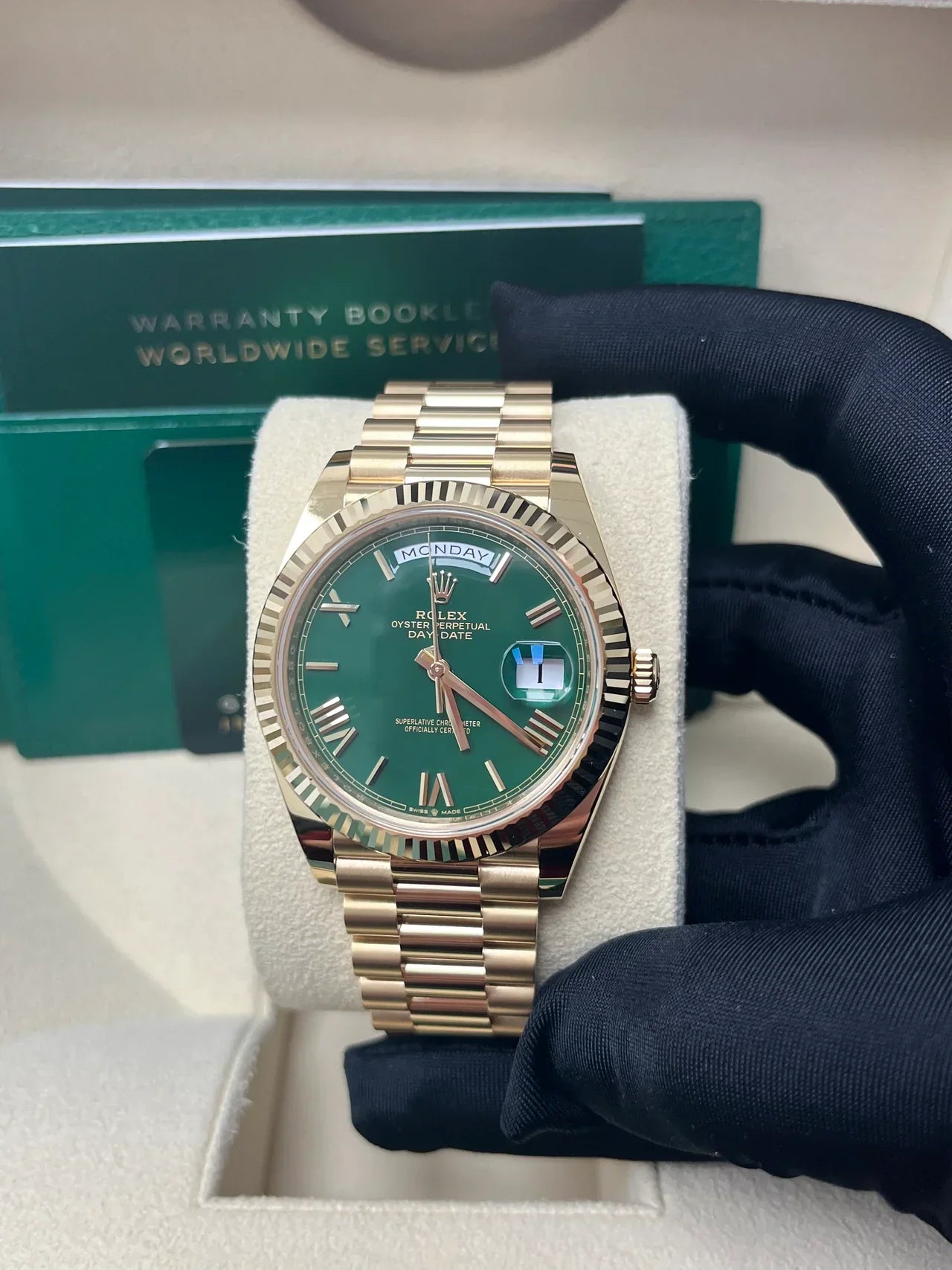 Daydate Oro Giallo-Verde Numeri Romani 228235 40 mm
